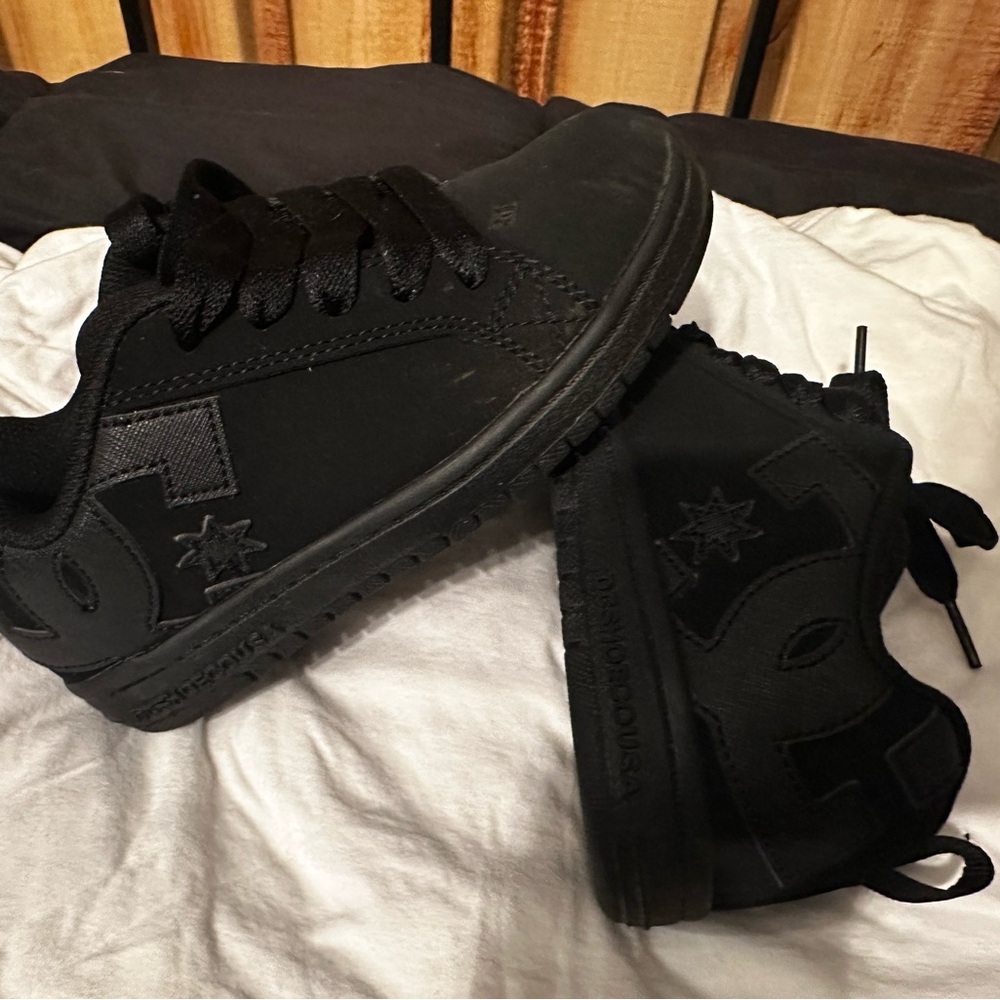 DC Black Skate Shoes